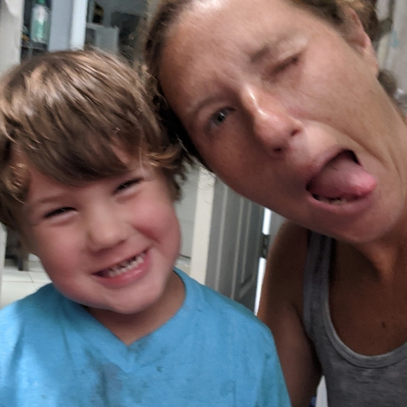 Meet your Posher, Christina - Picture 6 of 6